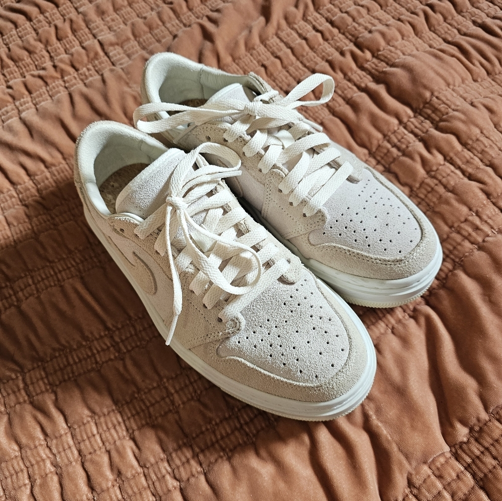 Women's Nike Air Jordan 1 elevate low coconut milk